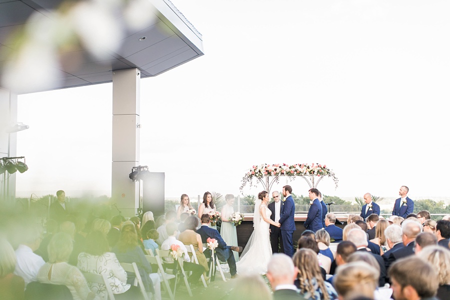 The Broadway Hotel Wedding, The Roof Wedding, Columbia Missouri Wedding, Missouri Wedding Photographer