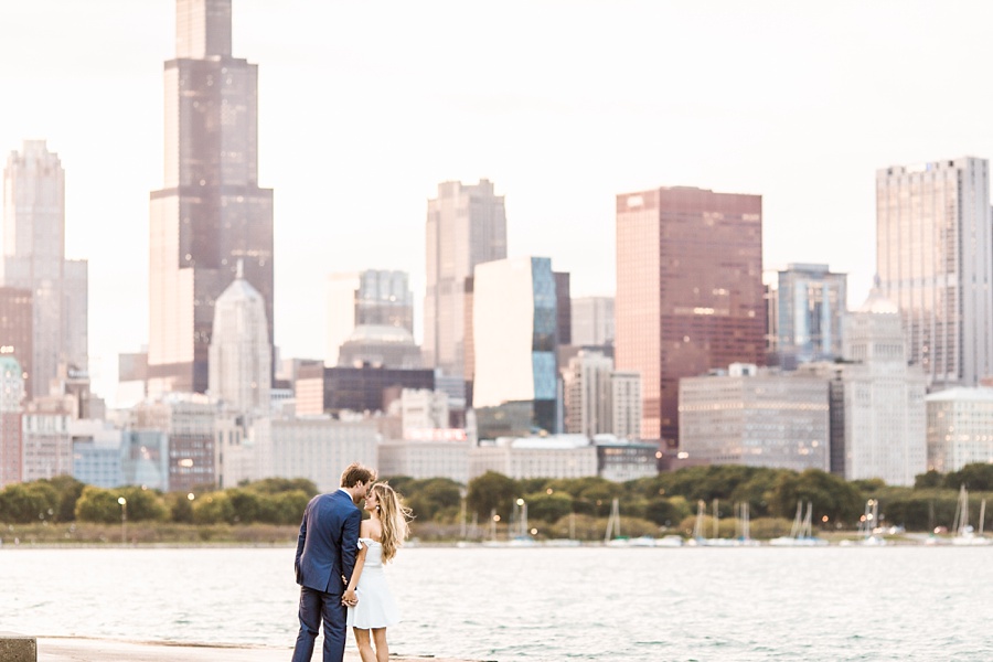 Chicago Engagement Session,Chicago Skyline Engagement Session,Engagement,Engagement Session,Kansas city Engagement Session,Midwest,Missouri,St. Louis Engagement Session,outdoor,