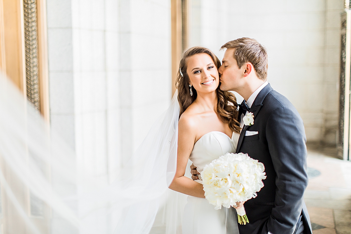 SaraNeil_StLouiswedding_Portraits_CatherineRhodesPhotography-139.jpg