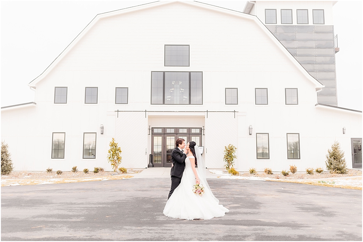White Iron Ridge Wedding, Kansas City Wedding, Kansas City Wedding Venue, Kc Wedding, Catherine Rhodes Photography